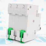 Автоматический выключатель 3Р С16А Easy9 Schneider Electric